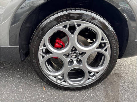 2024 Alfa Romeo Tonale Hybrid Veloce