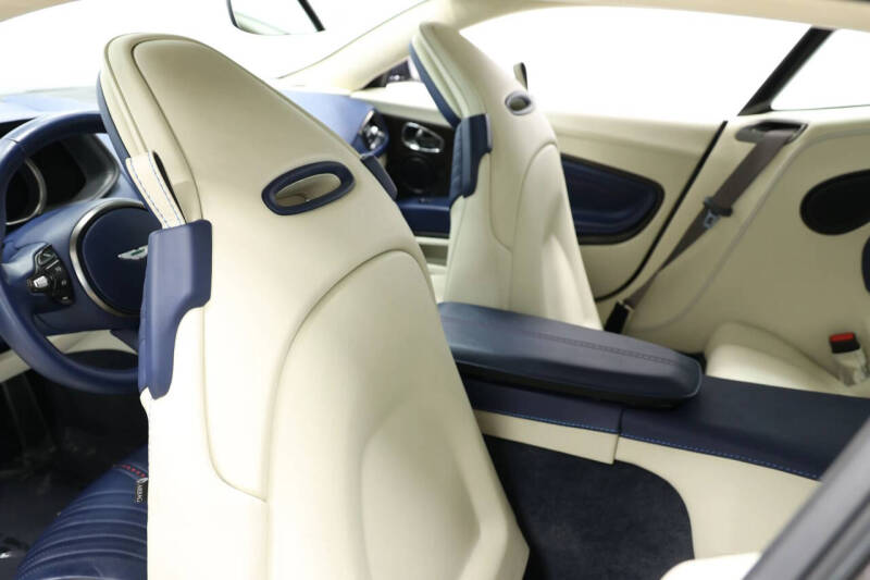 2017 Aston Martin DB11