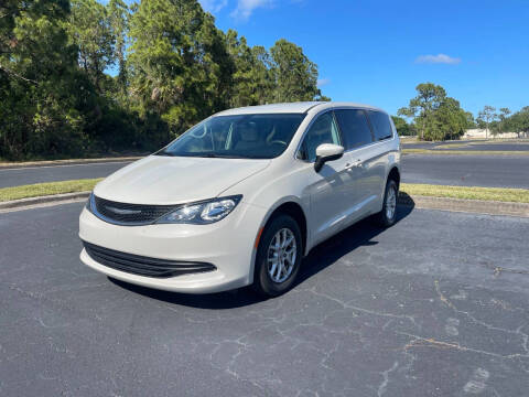 2017 Chrysler Pacifica LX