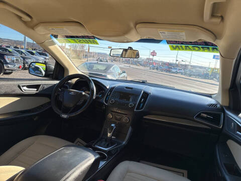 2017 Ford Edge SE