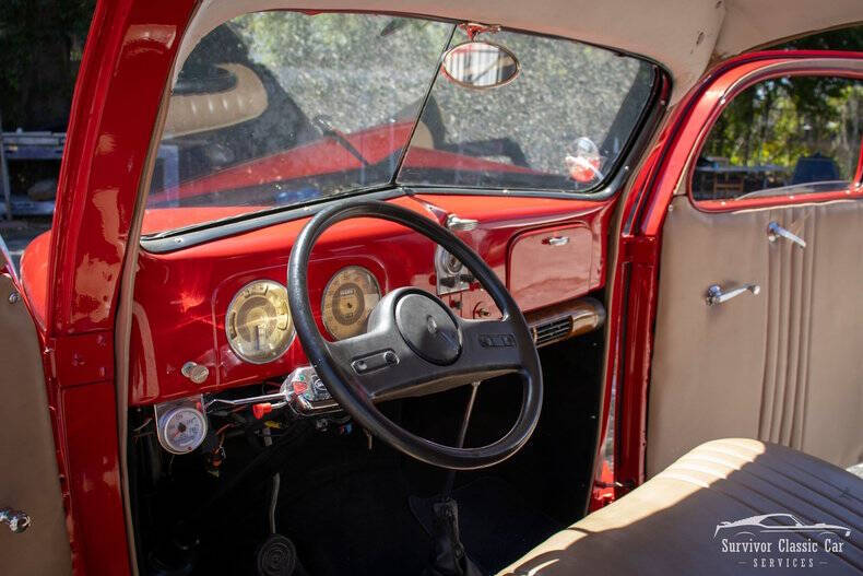 1937 Ford Tudor