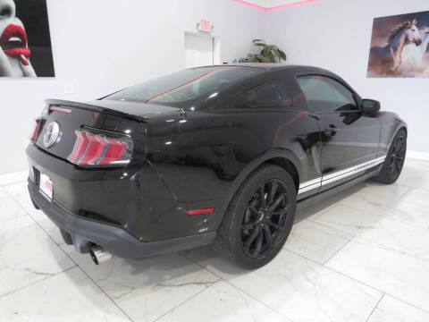 2011 Ford Mustang V6