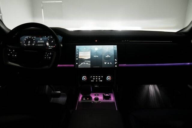 2023 Land Rover Range Rover P530 Autobiography