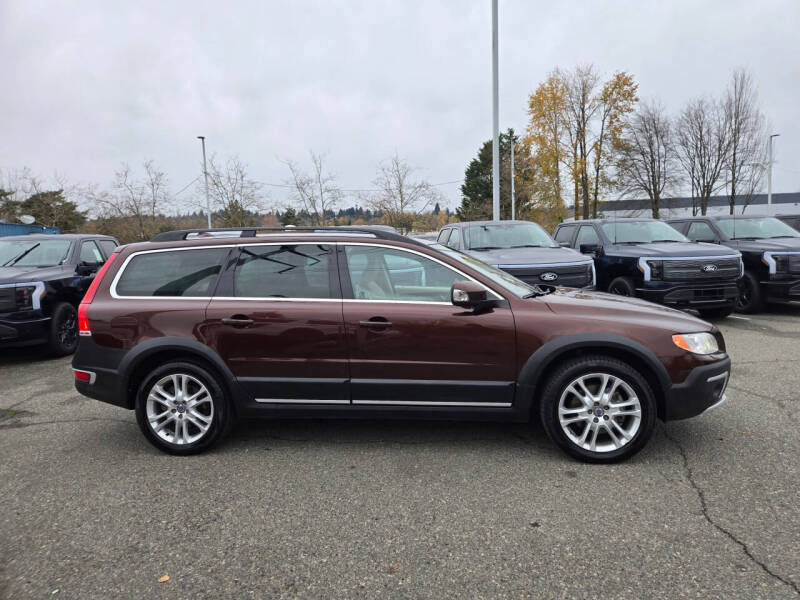 2016 Volvo XC70 T5 Platinum