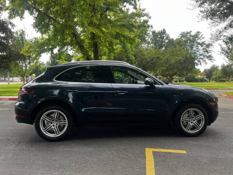 2016 Porsche Macan S
