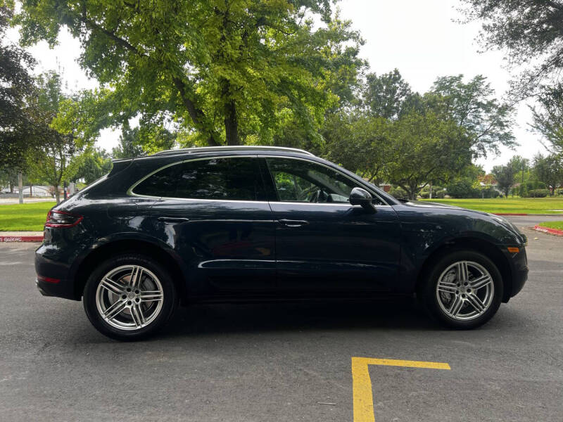2016 Porsche Macan S