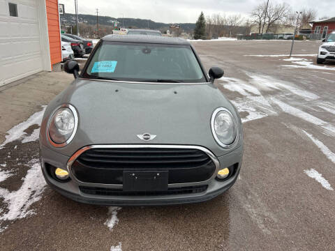 2017 MINI Clubman Cooper
