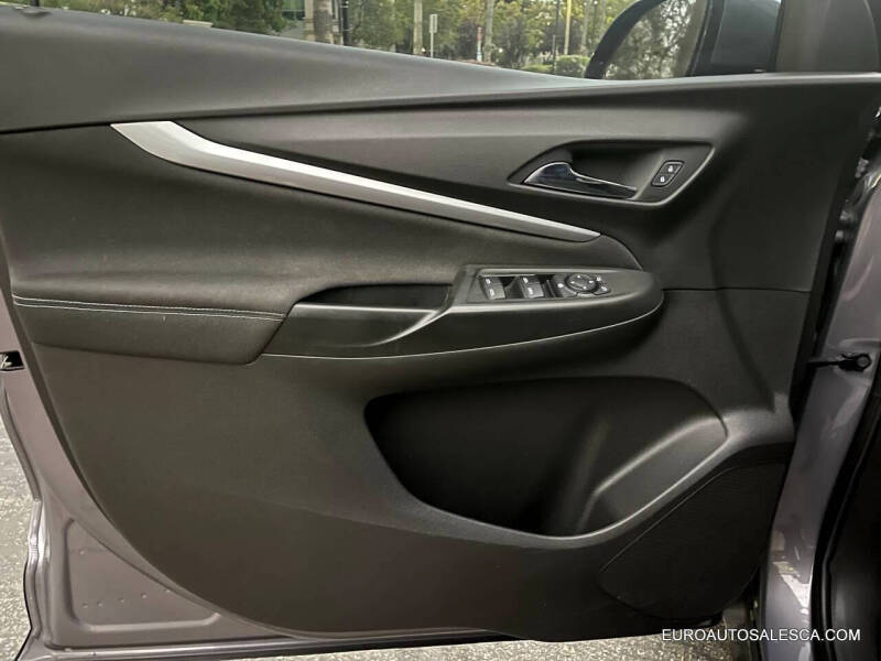 2023 Chevrolet Bolt EUV LT