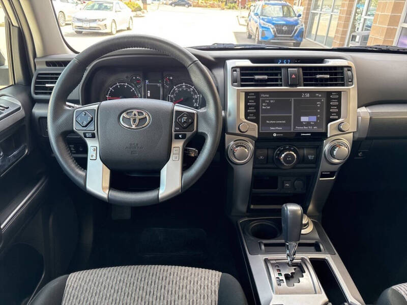 2024 Toyota 4Runner SR5