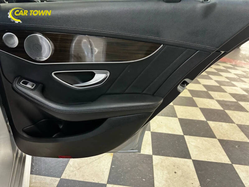 2016 Mercedes-Benz C-Class