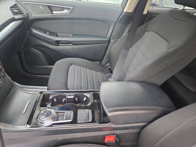 2019 Ford Edge SE