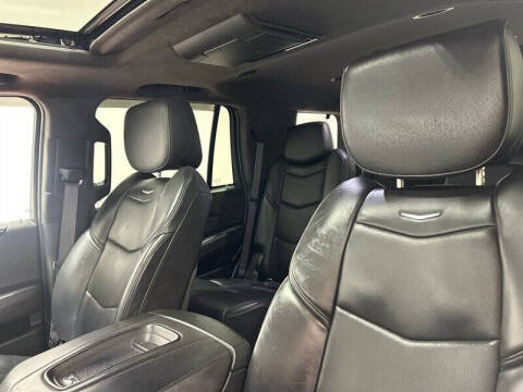 2016 Cadillac Escalade Platinum