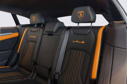 2024 Lamborghini Urus S