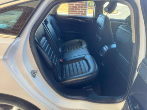 2018 Ford Fusion Hybrid SE