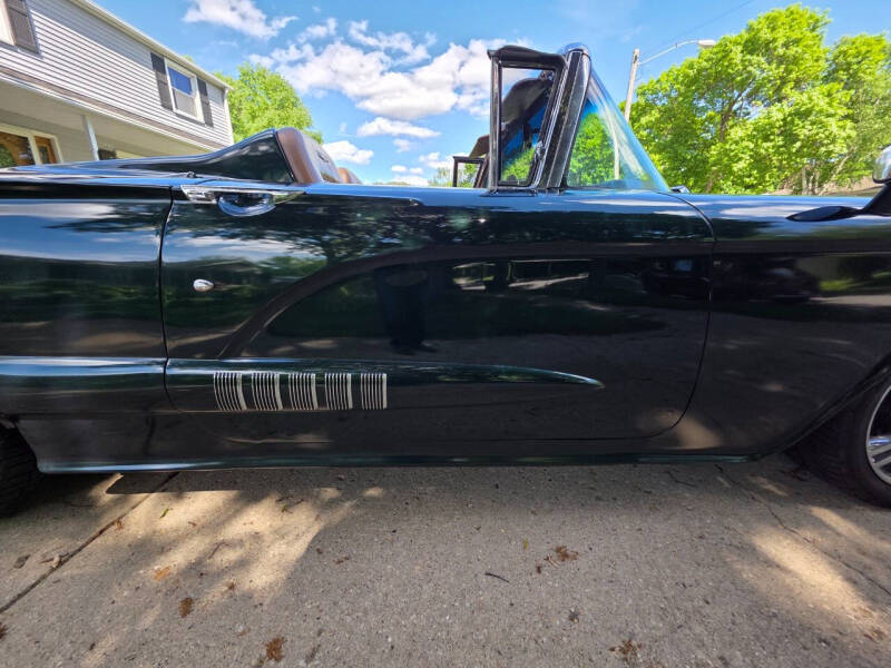 1958 Ford Thunderbird