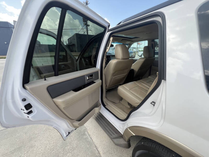 2011 Ford Expedition XLT