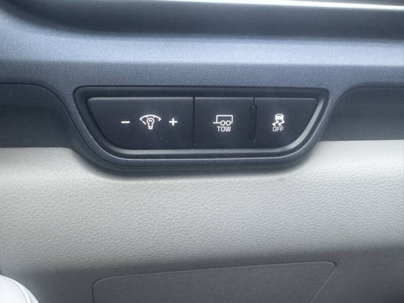 2025 Kia Carnival Hybrid EX