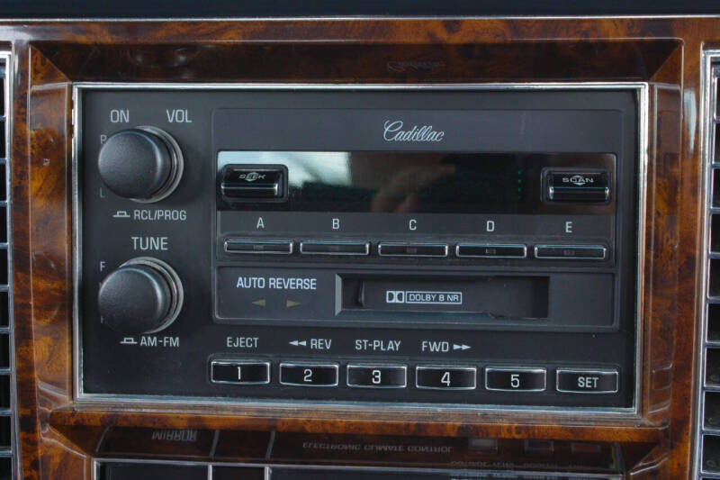1990 Cadillac Brougham