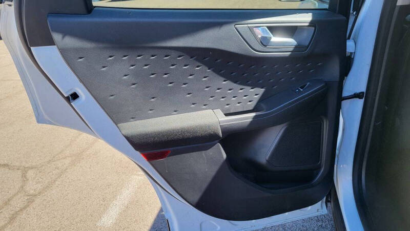 2020 Ford Escape SE