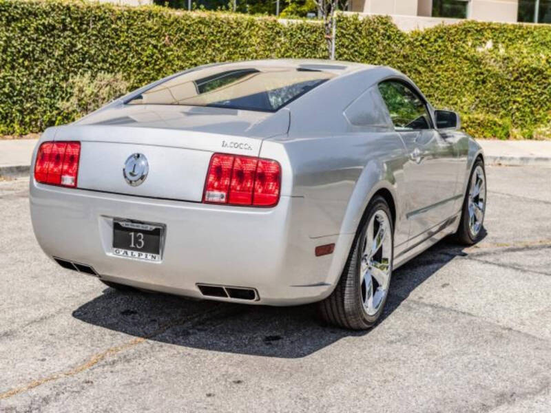 2009 Ford Mustang GT Deluxe's photo