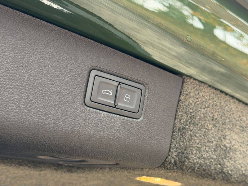 2021 Bentley Bentayga V8