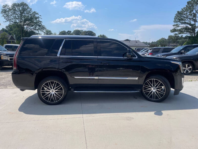 2018 Cadillac Escalade Luxury
