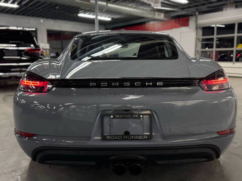 2024 Porsche 718 Cayman