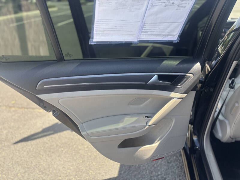 2019 Volkswagen e-Golf SEL Premium