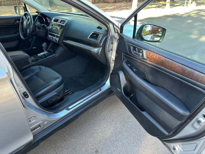 Image 9 of 2015 Subaru Outback 2.5i Limited