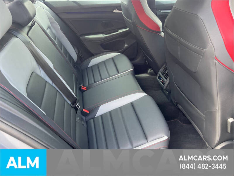 2025 Volkswagen Golf GTI Autobahn