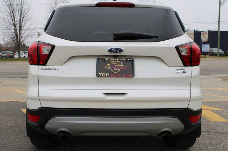 2019 Ford Escape SEL