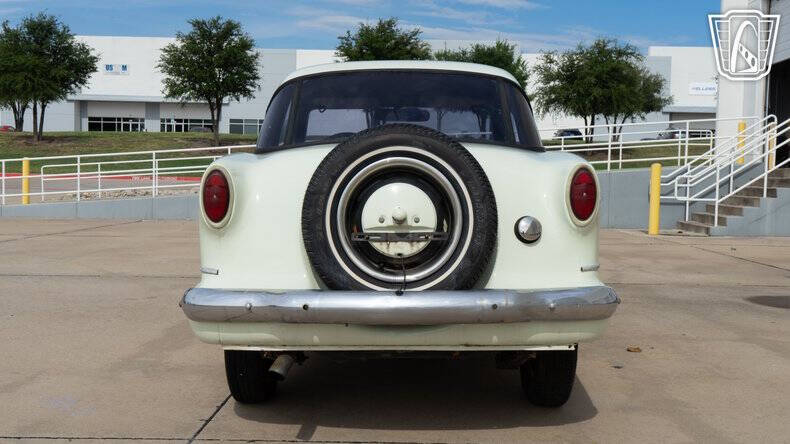 1957 Nash Metropolitan