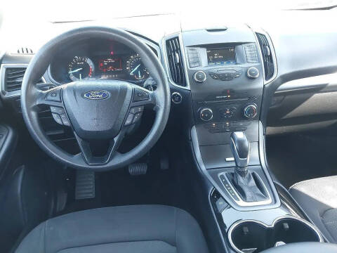 2017 Ford Edge SE