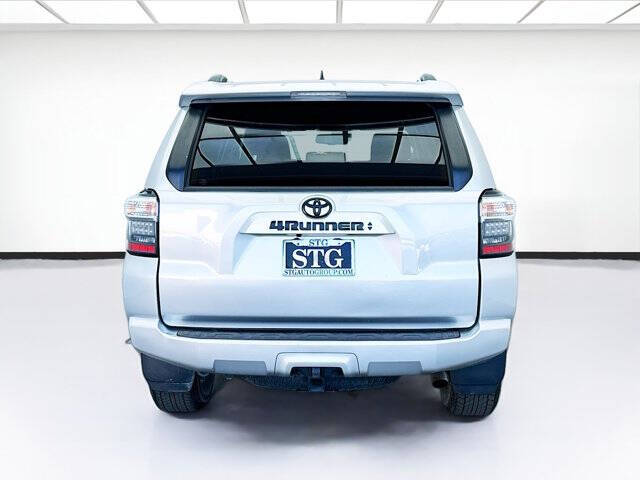 2023 Toyota 4Runner SR5