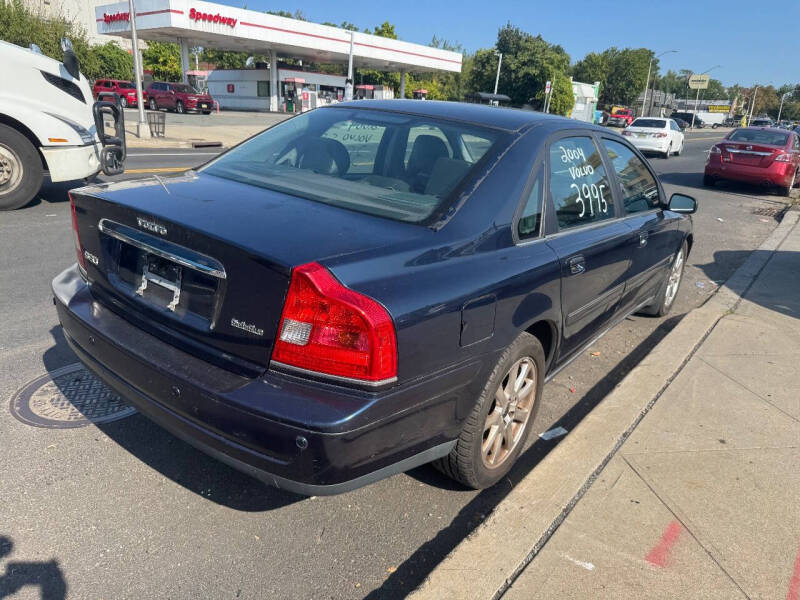 2004 Volvo S80 2.5T