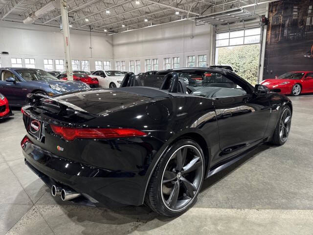 2014 Jaguar F-TYPE V8 S
