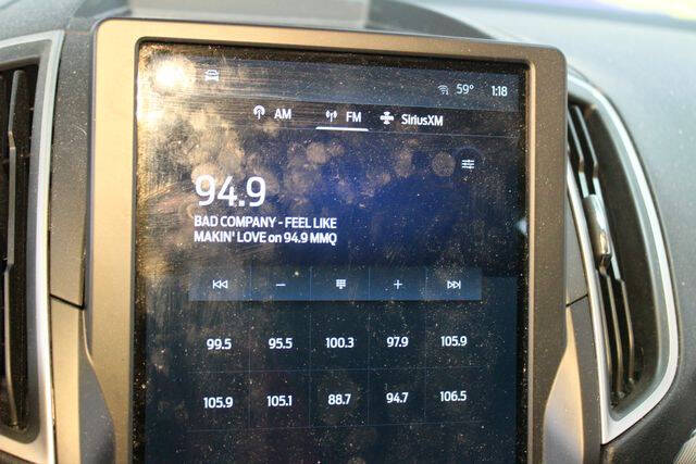 2022 Ford Edge SEL
