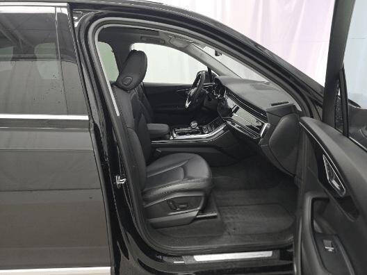 2022 Audi Q7 quattro Premium Plus 55 TFSI