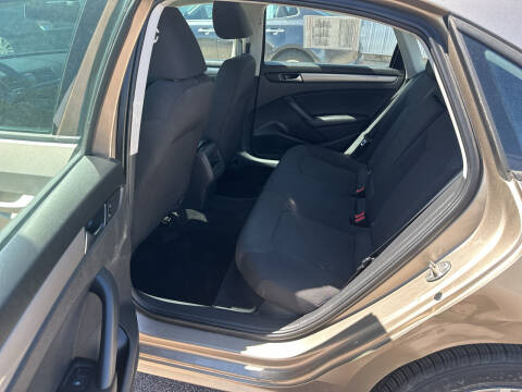 2015 Volkswagen Passat 1.8T S