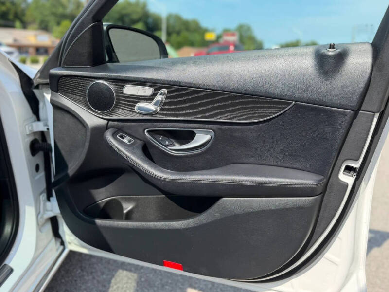 2017 Mercedes-Benz C-Class