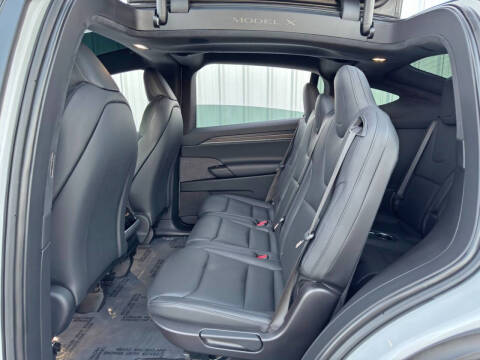 2023 Tesla Model X Standard Range