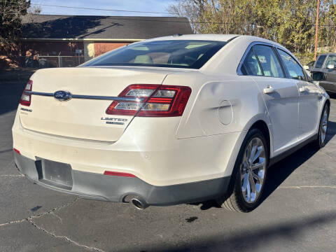 2015 Ford Taurus Limited