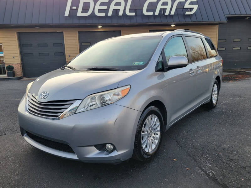 2015 Toyota Sienna XLE 8-Passenger