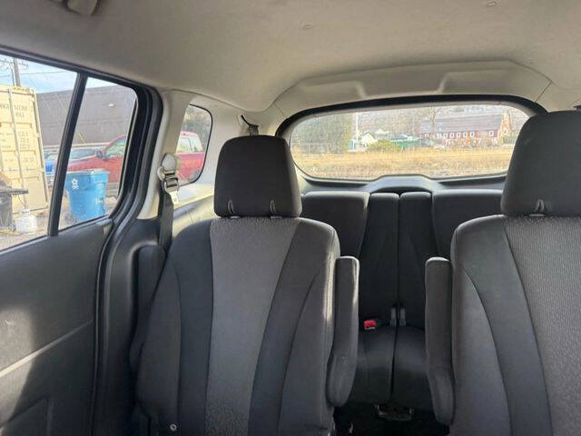 2012 Mazda MAZDA5 Sport