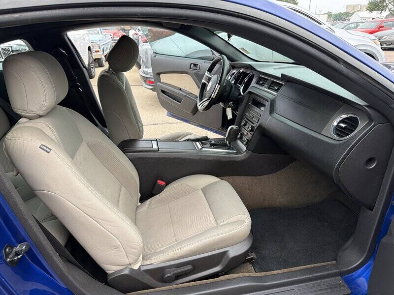 2014 Ford Mustang V6