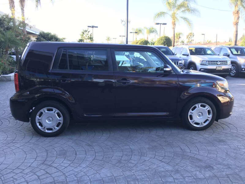 2009 Scion xB