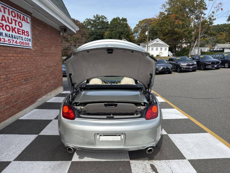 2004 Lexus SC 430
