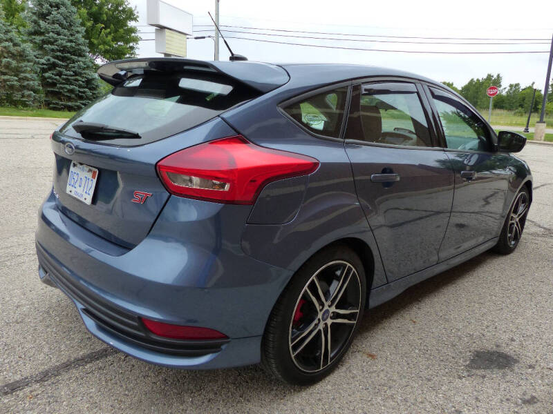 2018 Ford Focus ST