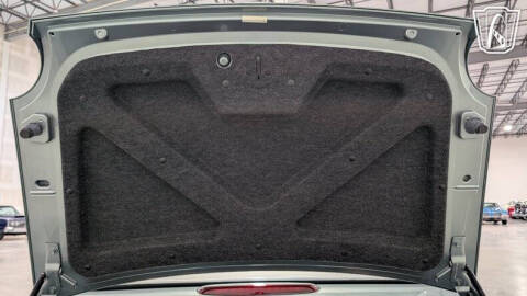 2004 Ford Thunderbird