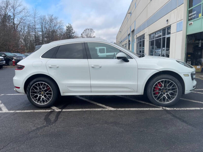 2016 Porsche Macan Turbo